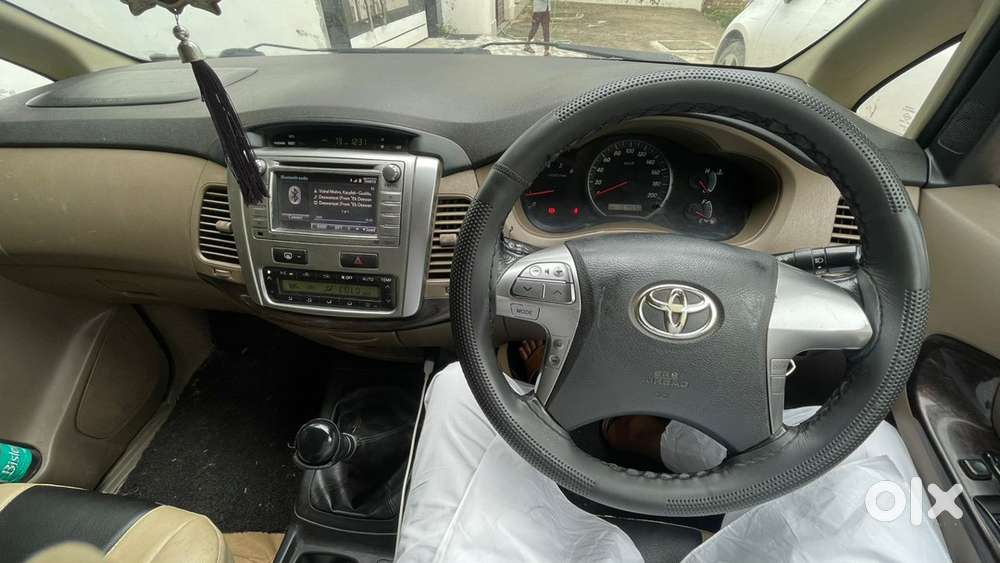 Toyota Innova Diesel 2015