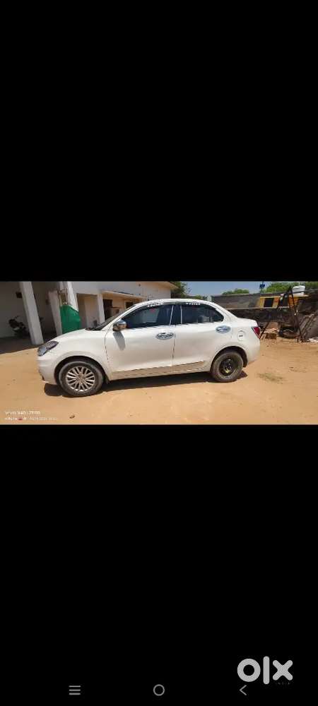 Mujhe 7 Seat Wali Leni He