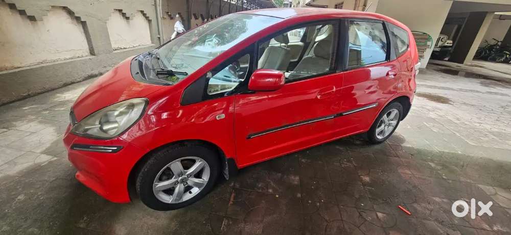 Honda Jazz 2011 Petrol 72000 Km Driven