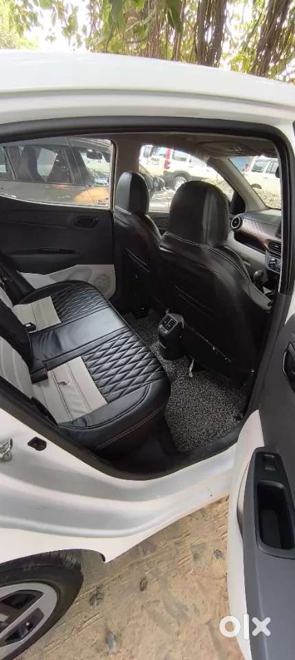 Hyundai Aura 1.2 S Cng, 2025, Petrol