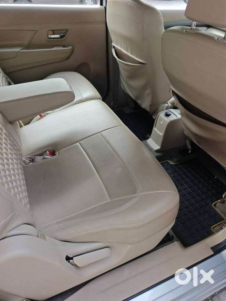 Maruti Suzuki Ertiga 2022-2023 Vxi Cng, 2022, Petrol