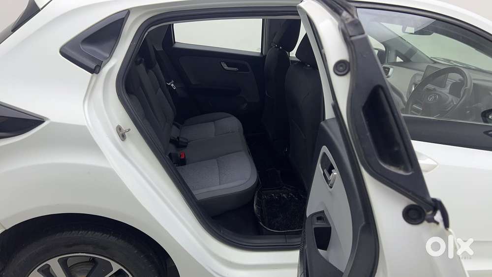 Tata Altroz Xz, 2020, Petrol
