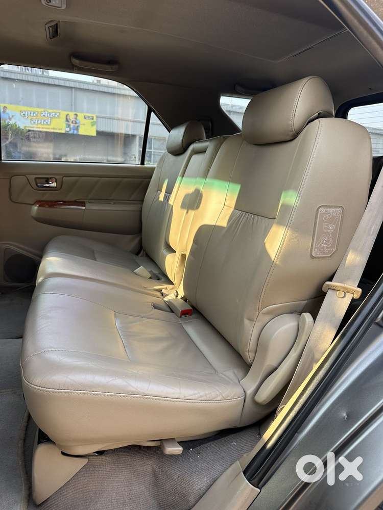 Toyota Fortuner 3.0 4x4 Manual, 2011, Diesel