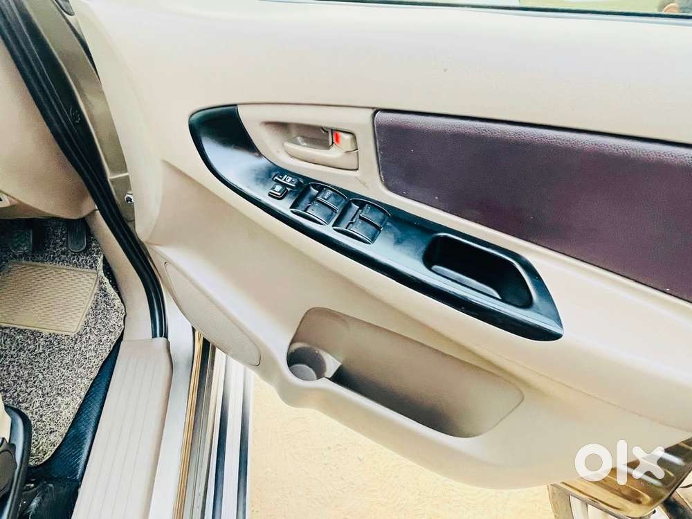 Toyota Innova 2015 Diesel 71000 Km Driven
