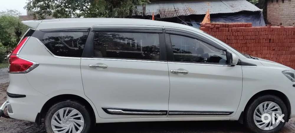 Maruti Suzuki Ertiga Vxi 2023