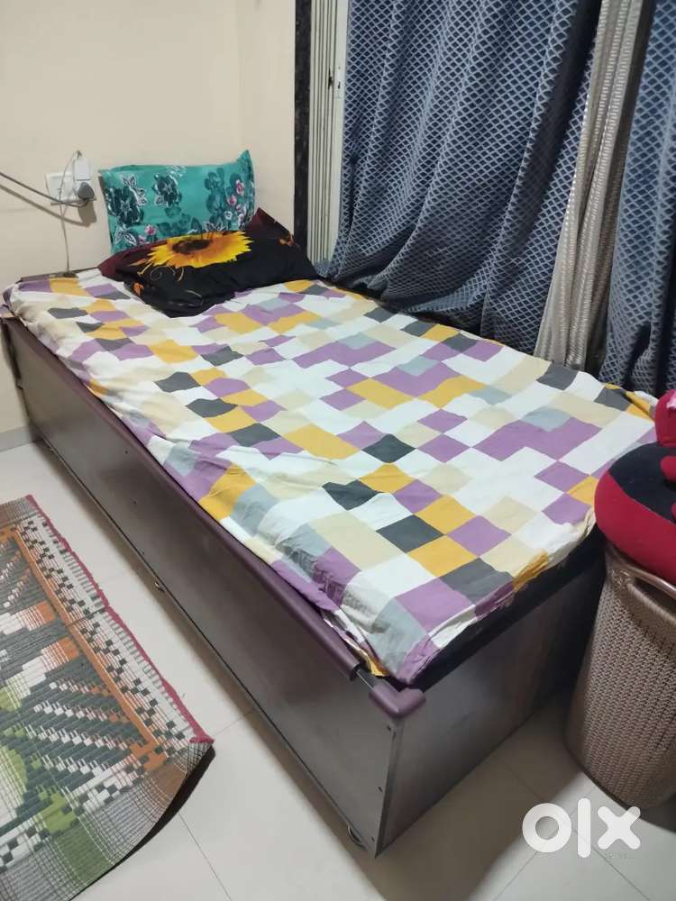 Single bed deals with storage olx