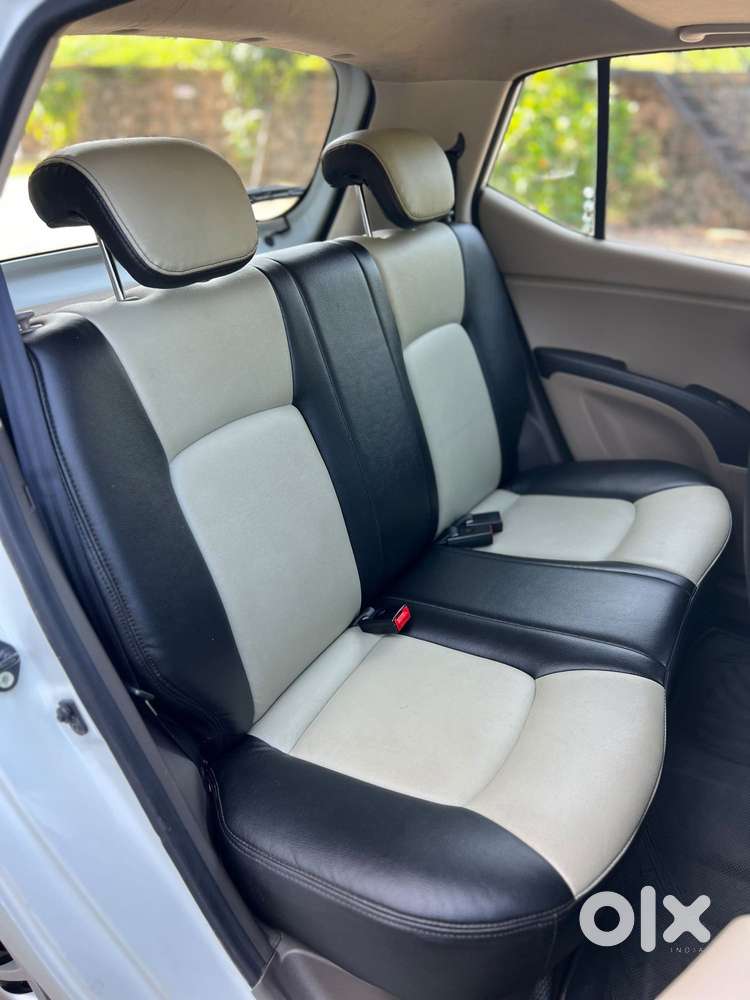 Hyundai I10 Asta Sunroof At, 2013, Petrol