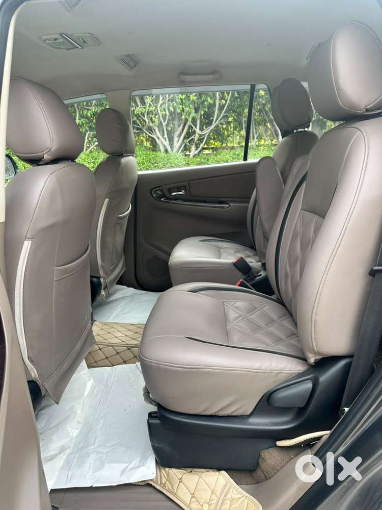 Toyota Innova 2.5 V 7 Str, 2026, Diesel