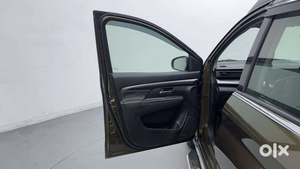 Maruti Suzuki Xl6 1.5 Alpha Plus At, 2022, Petrol