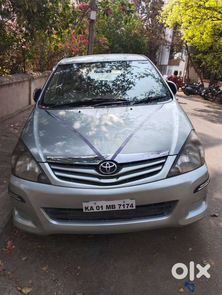 Toyota Innova 2.5 G (diesel) 8 Seater, 2006, Diesel