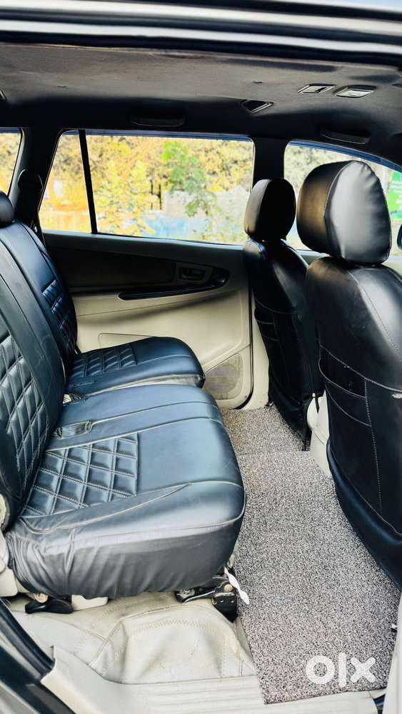 Toyota Innova 2.5 Gx (diesel) 8 Seater, 2014, Diesel