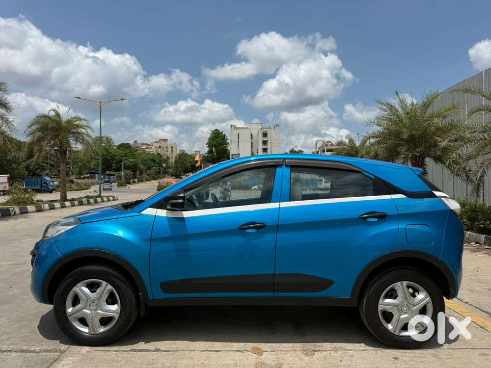 Tata Nexon 1.2 Revotron Xma Amt (s), 2019, Petrol