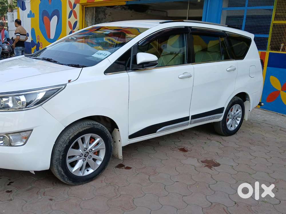 Toyota Innova Crysta 2.4 G Mt 8s, 2018, Diesel