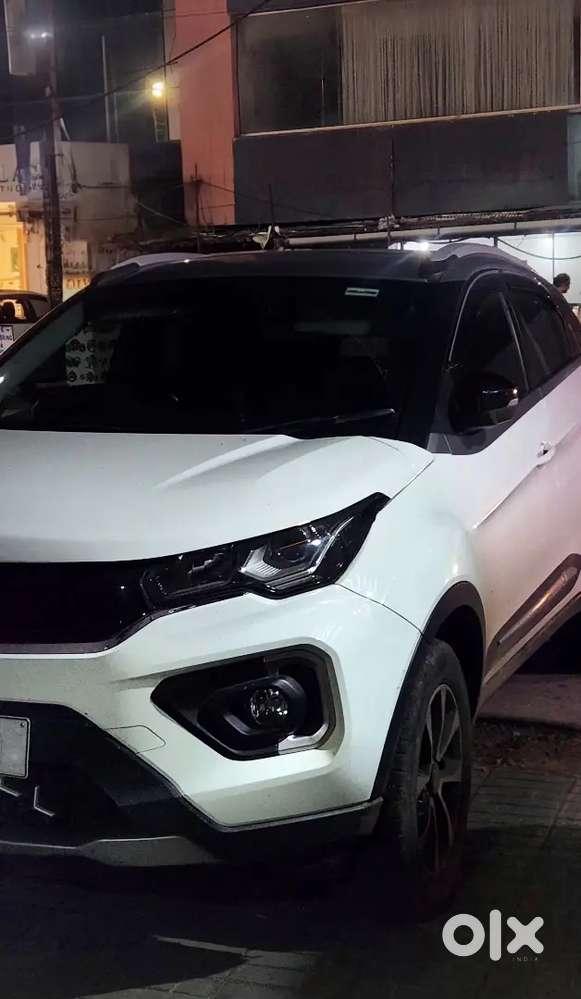 Tata Nexon Top-end Model With Sunroof