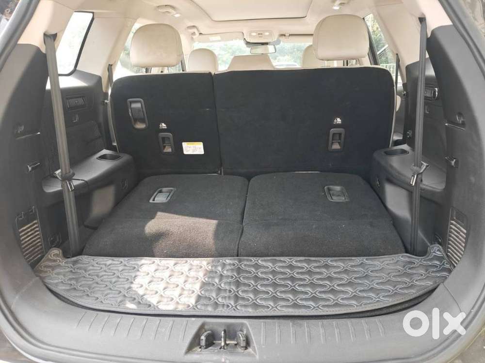 Mahindra Xuv700 2.0 Ax 7 Petrol At Str, 2024, Petrol