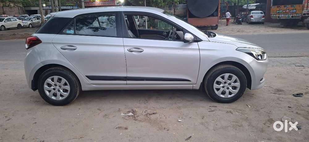 Hyundai I20 Sportz 1.2 Bs-iv, 2015, Petrol