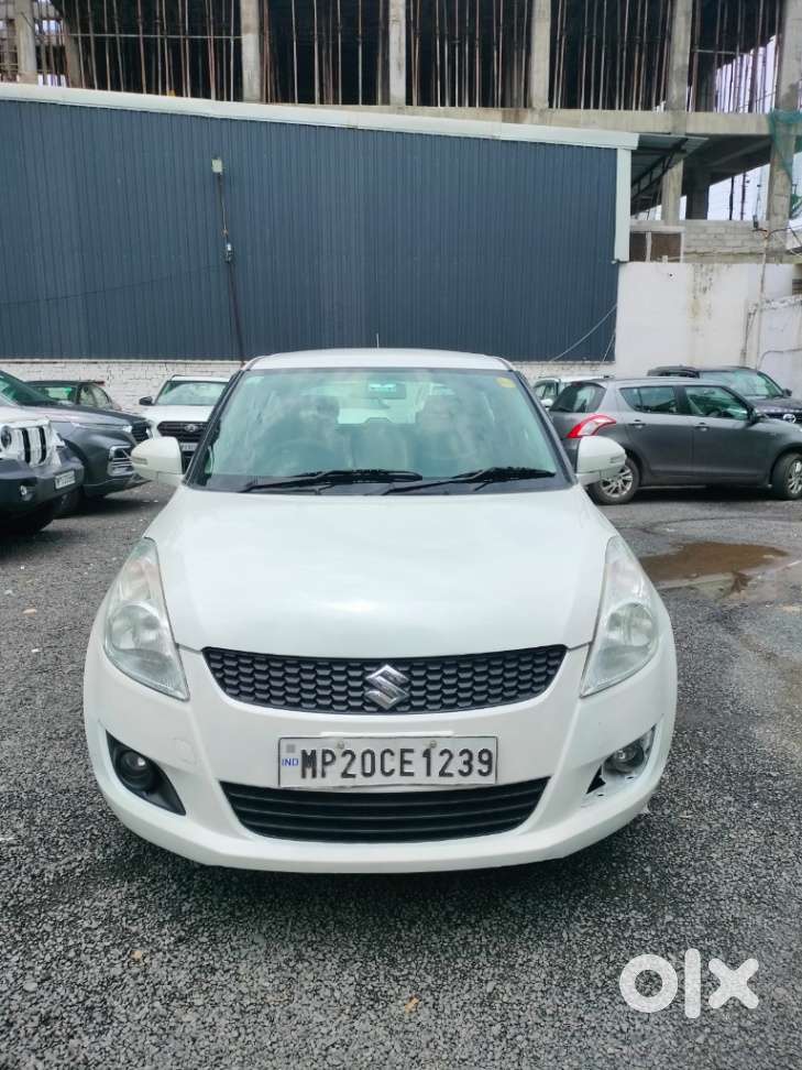 Maruti Suzuki Swift Vxi With Abs, 2014, Petrol