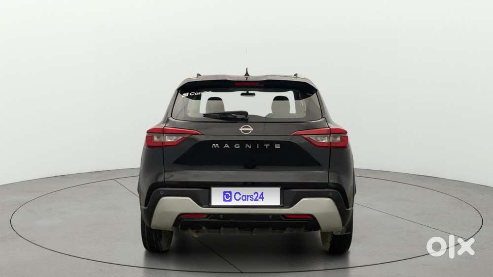 Nissan Magnite 1.0 Xv, 2022, Petrol