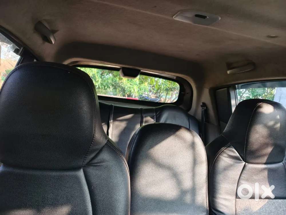 Mahindra Kuv 100 2016 Petrol Car
