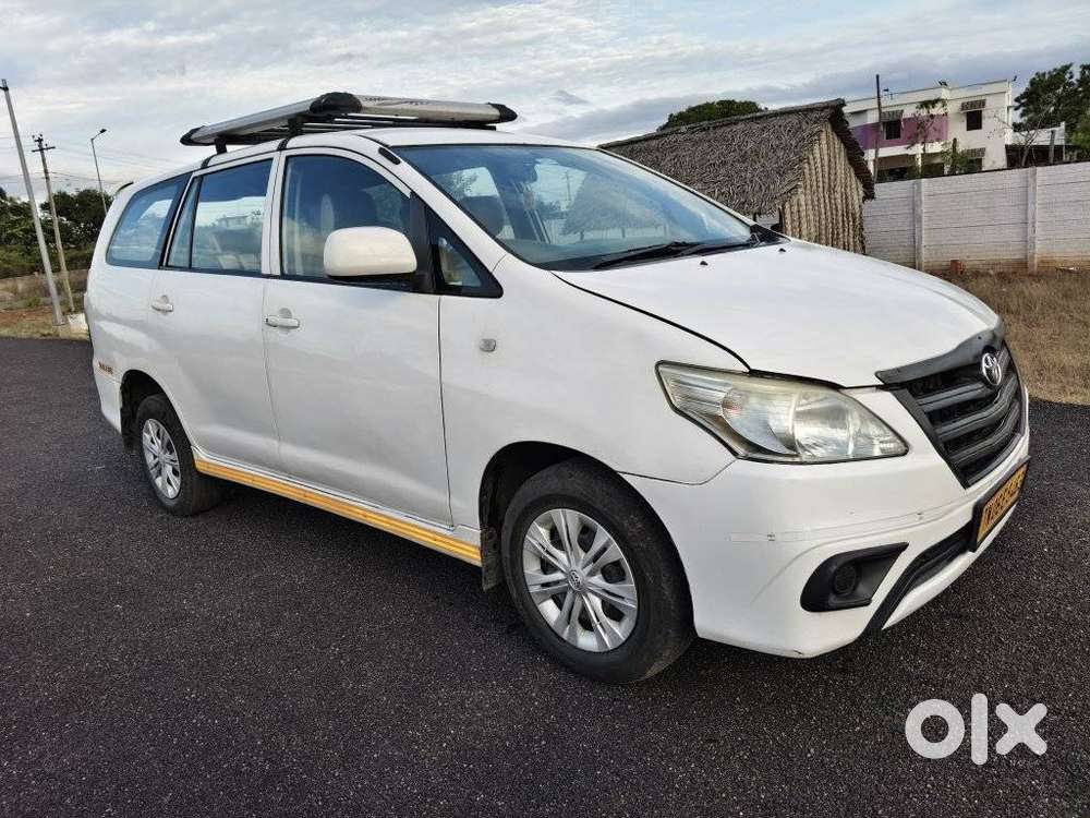 Toyota Innova 2.5 G (diesel) 8 Seater, 2012, Diesel