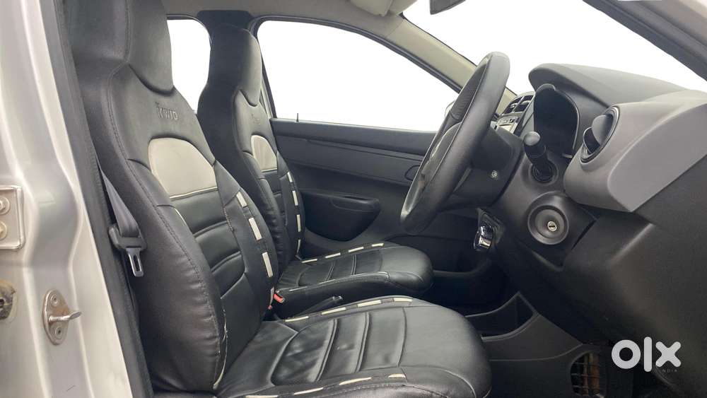 Renault Kwid 1.0 Rxt Amt Opt, 2017, Petrol