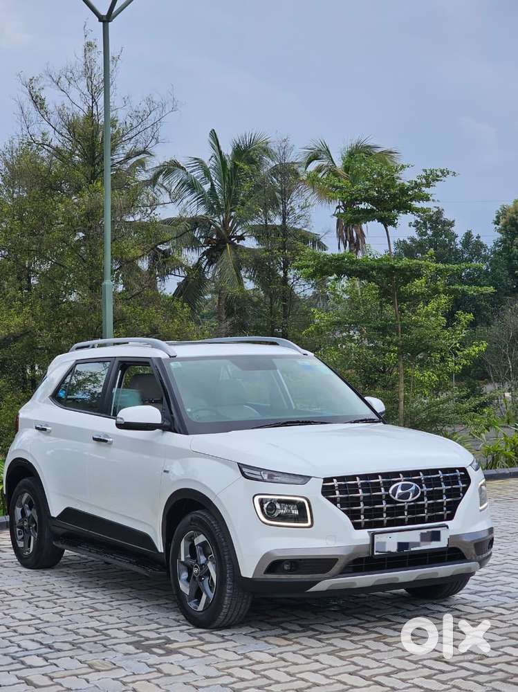Hyundai Venue Sx Plus Turbo Dct, 2020, Petrol
