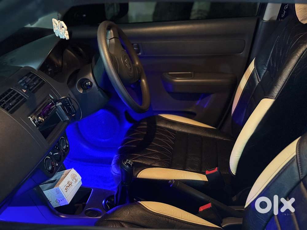 Maruti Suzuki Swift Petrol 2010