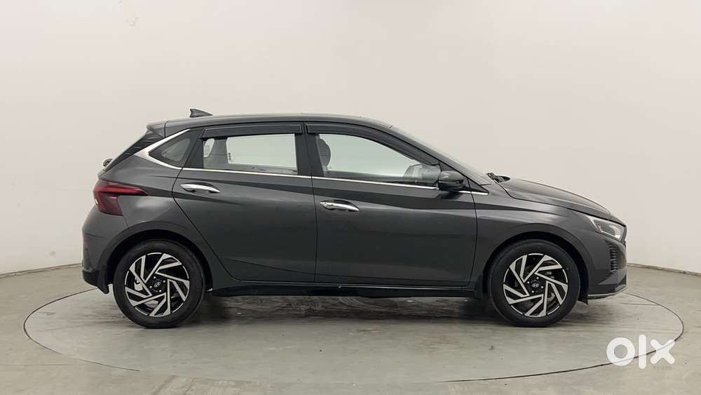 Hyundai I20 Asta (o) 1.2 Mt, 2024, Petrol