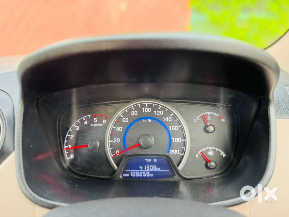 Hyundai Grand I10 1.2 Kappa Sportz Option, 2017, Diesel
