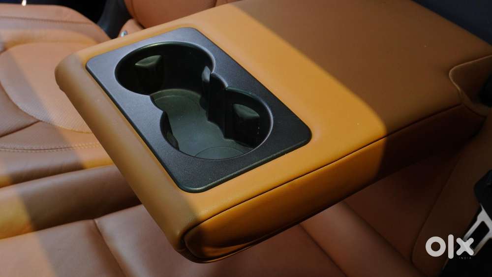 Land Rover Defender 3.0 L 130 Hse, 2023, Petrol
