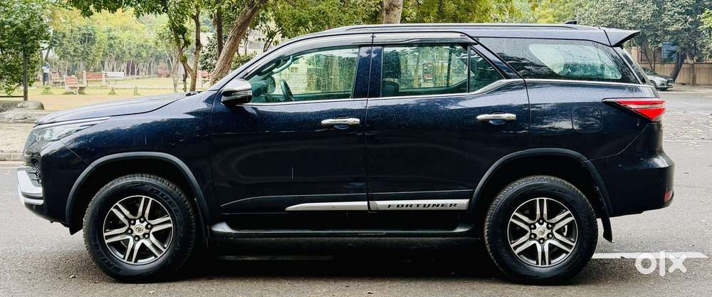 Toyota Fortuner 4x2 At 2.7 Petrol, 2023, Petrol