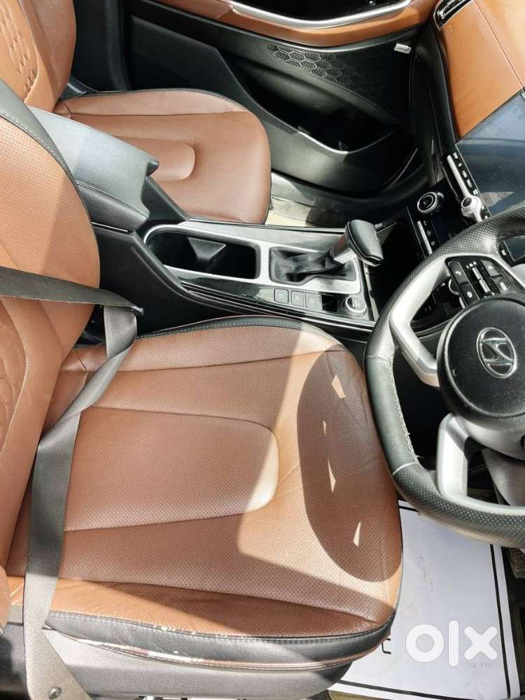 Hyundai Alcazar Platinum 7 Str 1.5 Turbo Petrol Adventure, 2021, Pet..