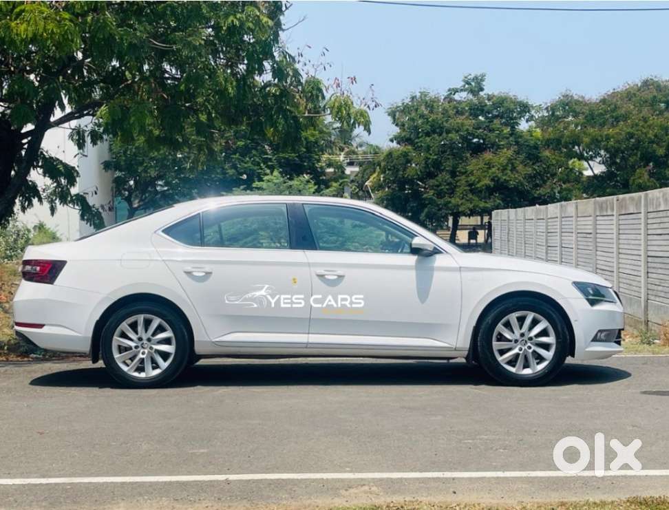 Skoda Superb, 2018, Petrol