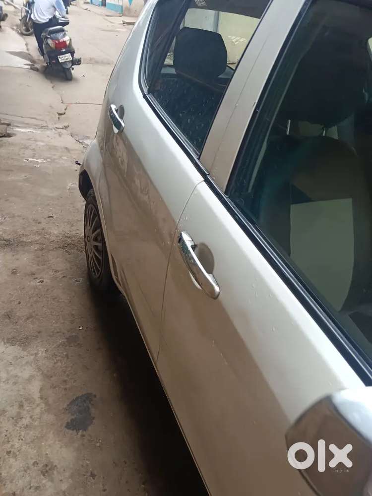 Maruti Suzuki Ritz Lxi 2nd Owner 2016 Model