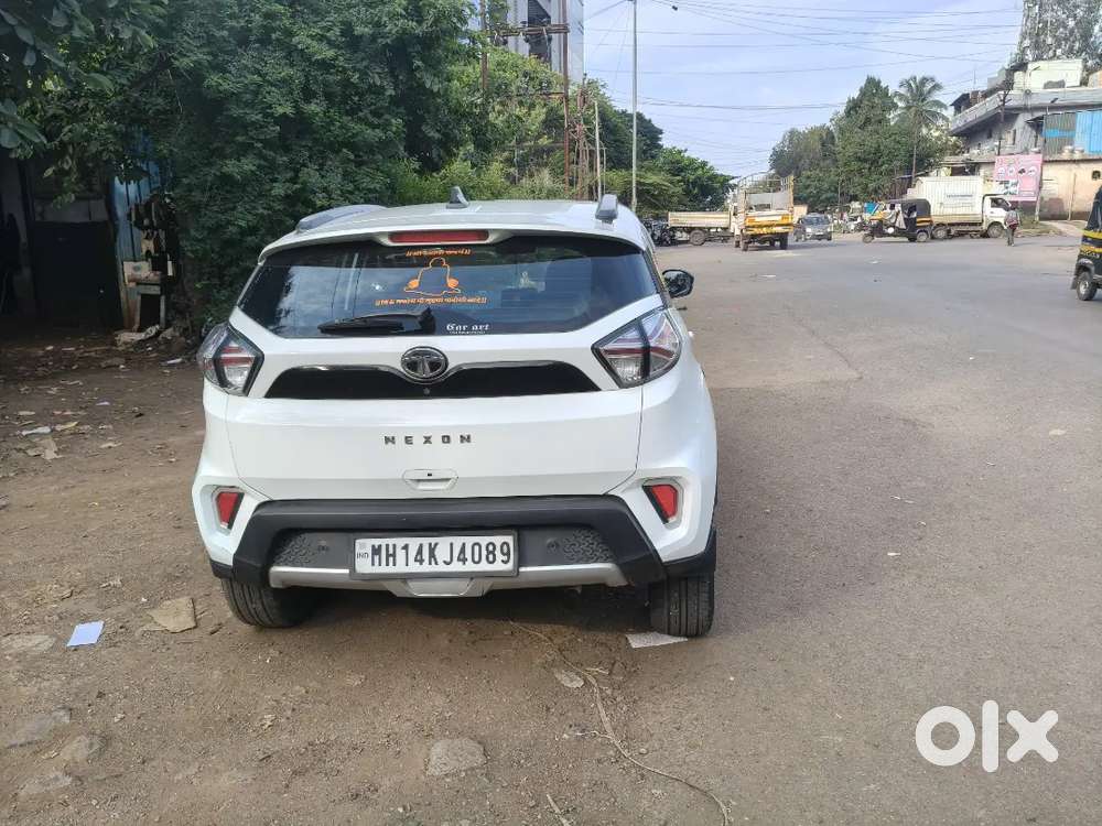 Tata Nexon Diesel Amt Xz+ (top-end) With Sunroof For Sale - Perk Car
