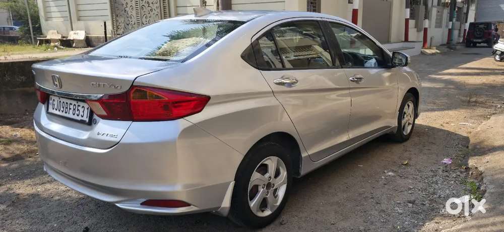 Honda City 2014 Cng & Hybrids 940000 Km Driven