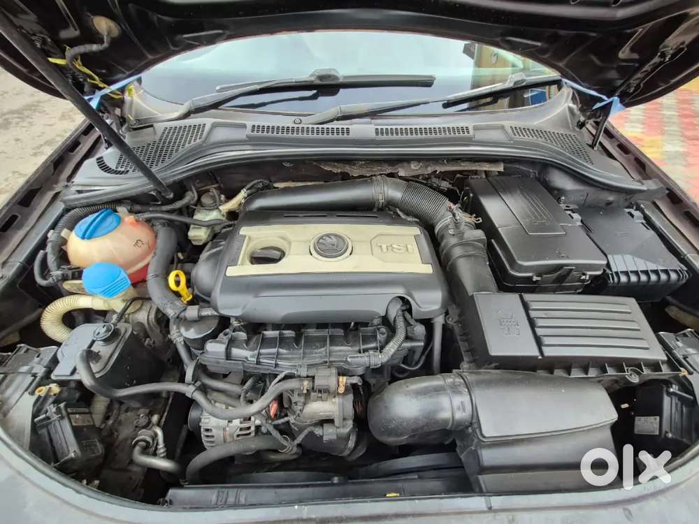 Skoda Superb Elegance 2014 Manual Petrol