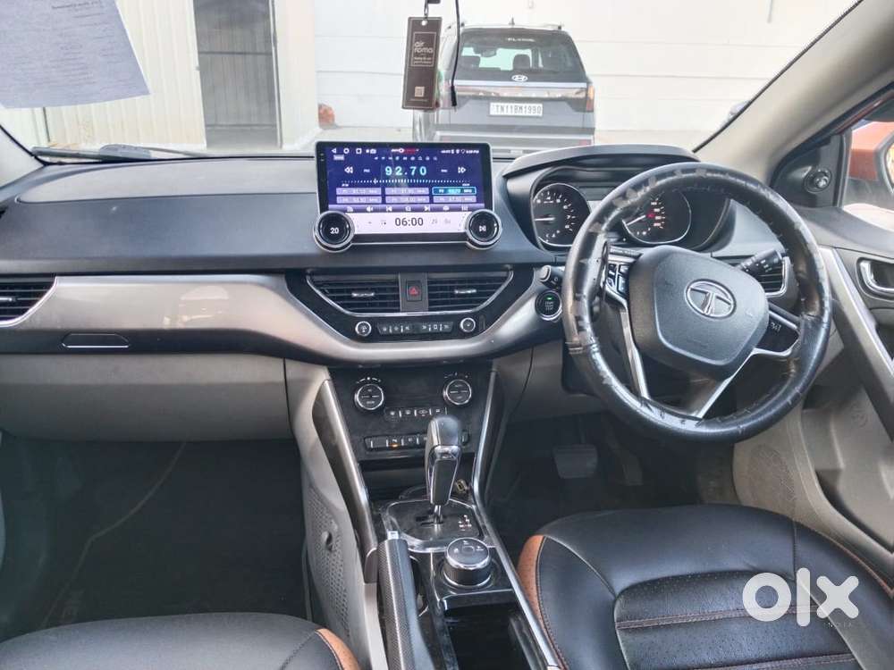 Tata Nexon Amt Xza Plus, 2018, Petrol