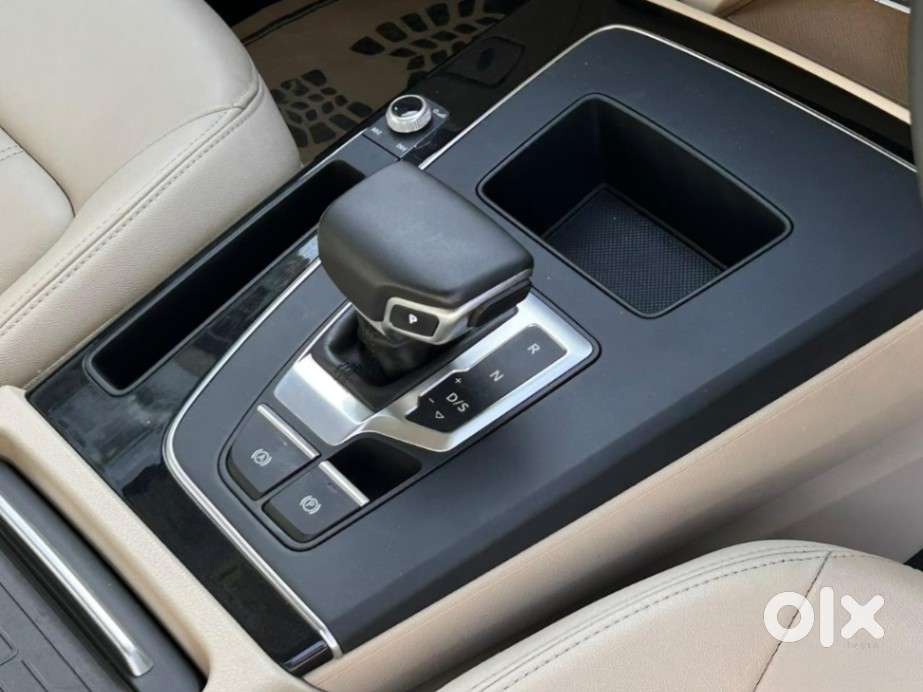 Audi Q5 Technology 45 Tfsi, 2023, Petrol