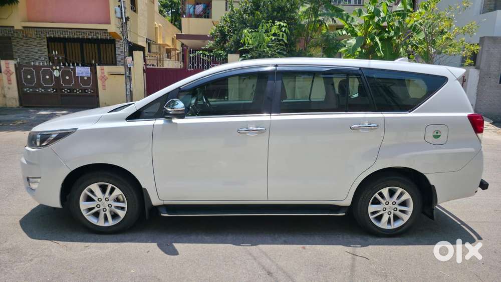 Toyota Innova Crysta 2.4 G Plus Mt 7 Str, 2023, Diesel