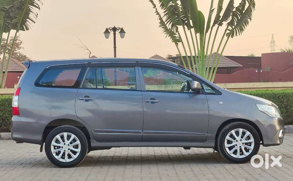 Toyota Innova 2.5 Gx 7 Seater Bs Iv, 2014, Diesel