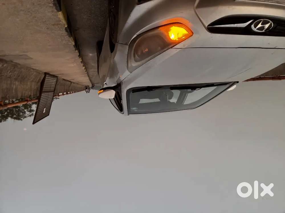 Hyundai Verna 2012