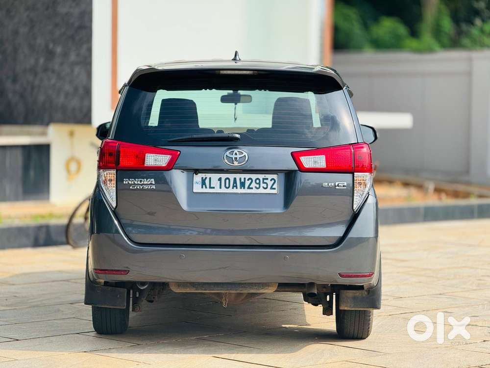 Toyota Innova Crysta 2.8 Gx At, 2016, Diesel