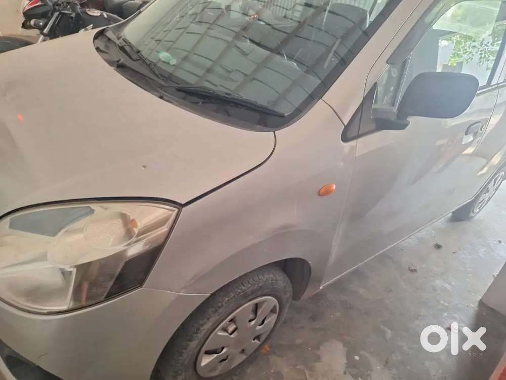 Selling Maruti Suzuki Wagonr