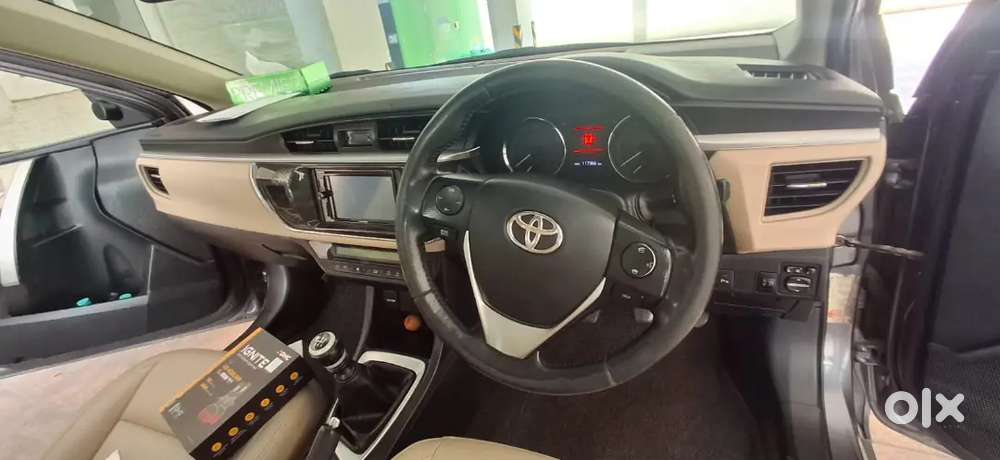 Corolla Altis