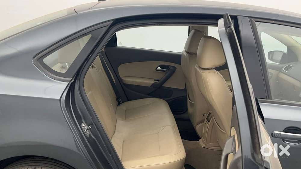 Volkswagen Vento 1.2l Tsi Highline Plus At Petrol, 2017, Petrol