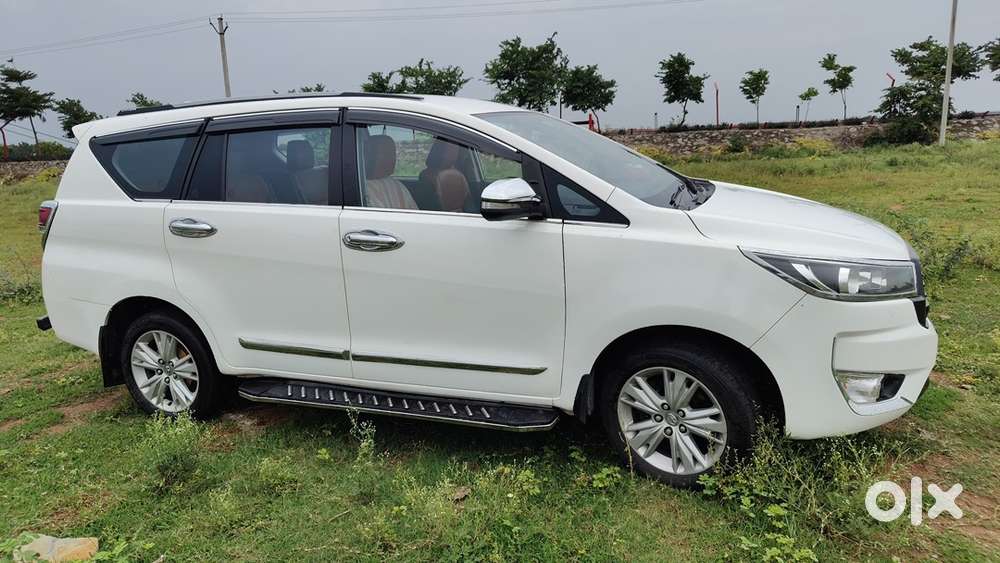 Toyota Innova Crysta Diesel 2016 Dec Manufacture And 2017 Delivery
