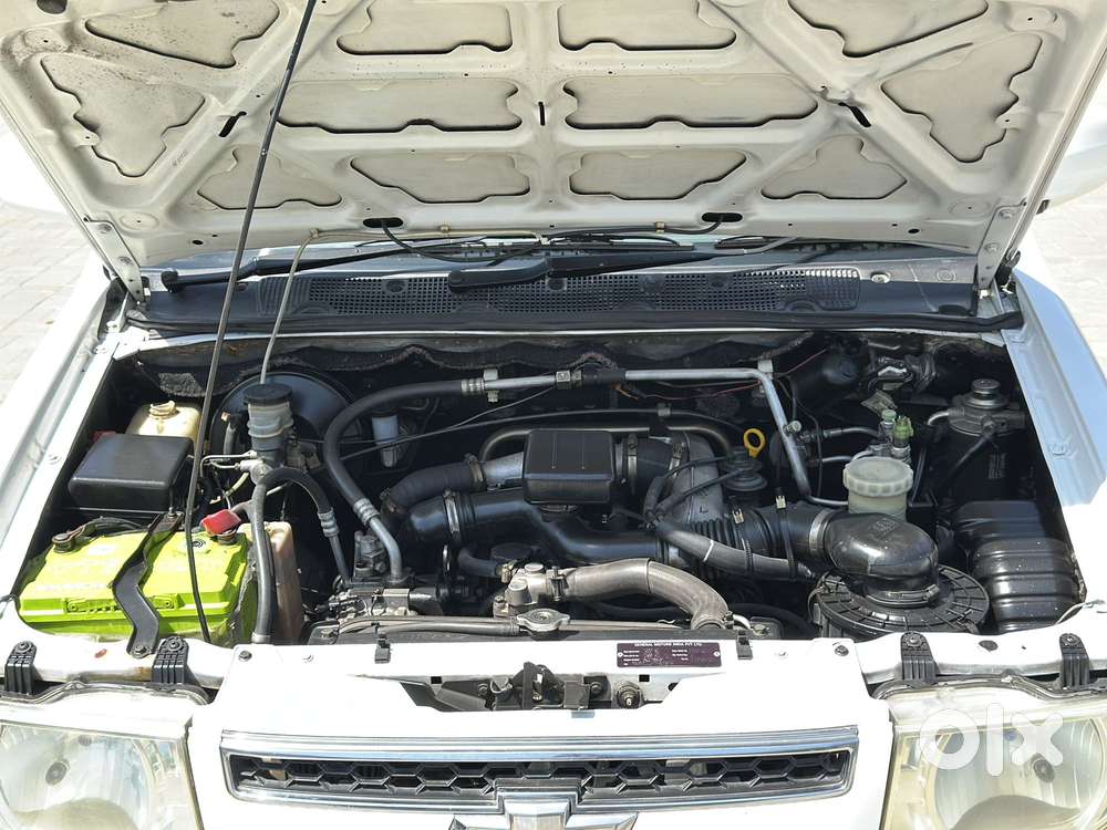 Chevrolet Tavera Neo Ls B4 - 7 Seats Bsiii, 2016, Diesel