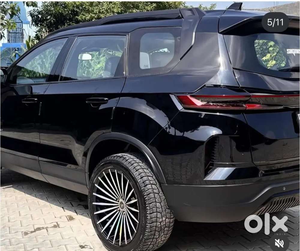 Tata Safari 2024 Diesel 27000 Km Driven