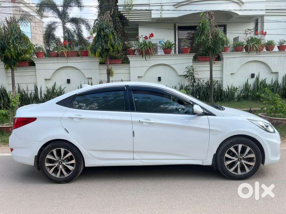 Hyundai Verna 2014 Diesel 90000 Km Driven